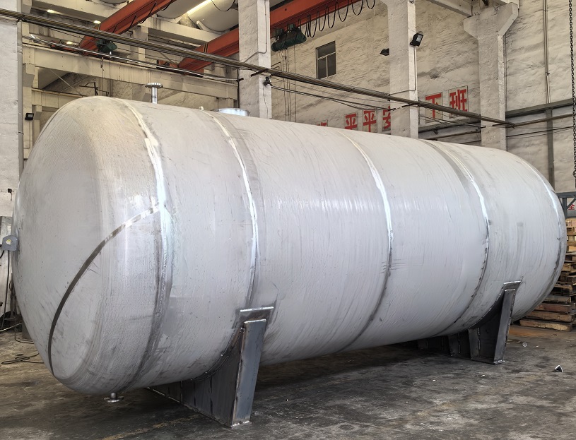 1743584455136137.jpg 不銹鋼儲(chǔ)罐42.jpg